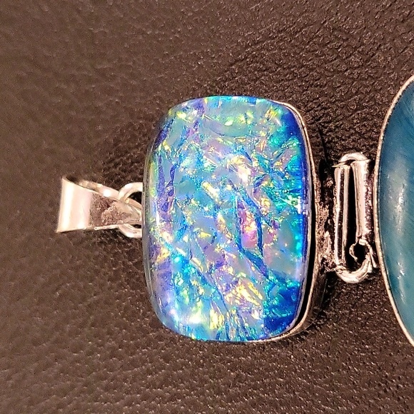 Botswana & Triplet Opal Pendant- Plated - Picture 3 of 4